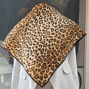 Vintage | Leopard Print Scarf
